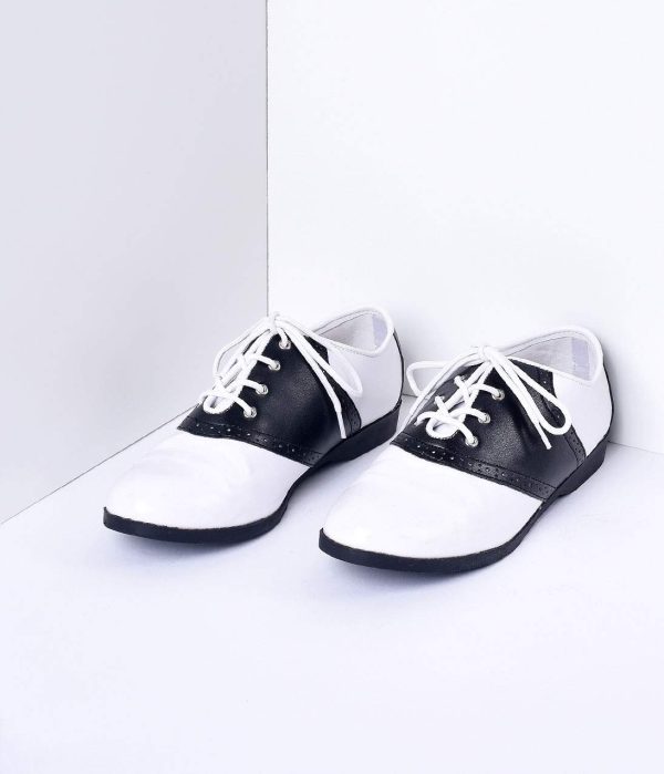 Black White Classic Lace Up Saddle Shoes 420F.jpg