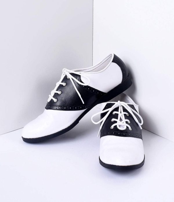 Black White Classic Lace Up Saddle Shoes B267.jpg
