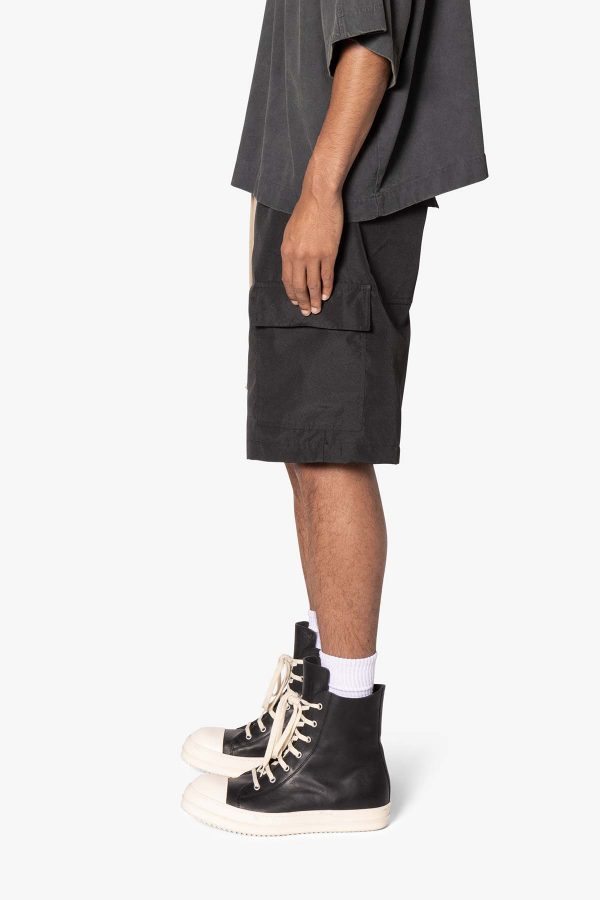 Rave Double Cargo Shorts Black 96CD.jpg